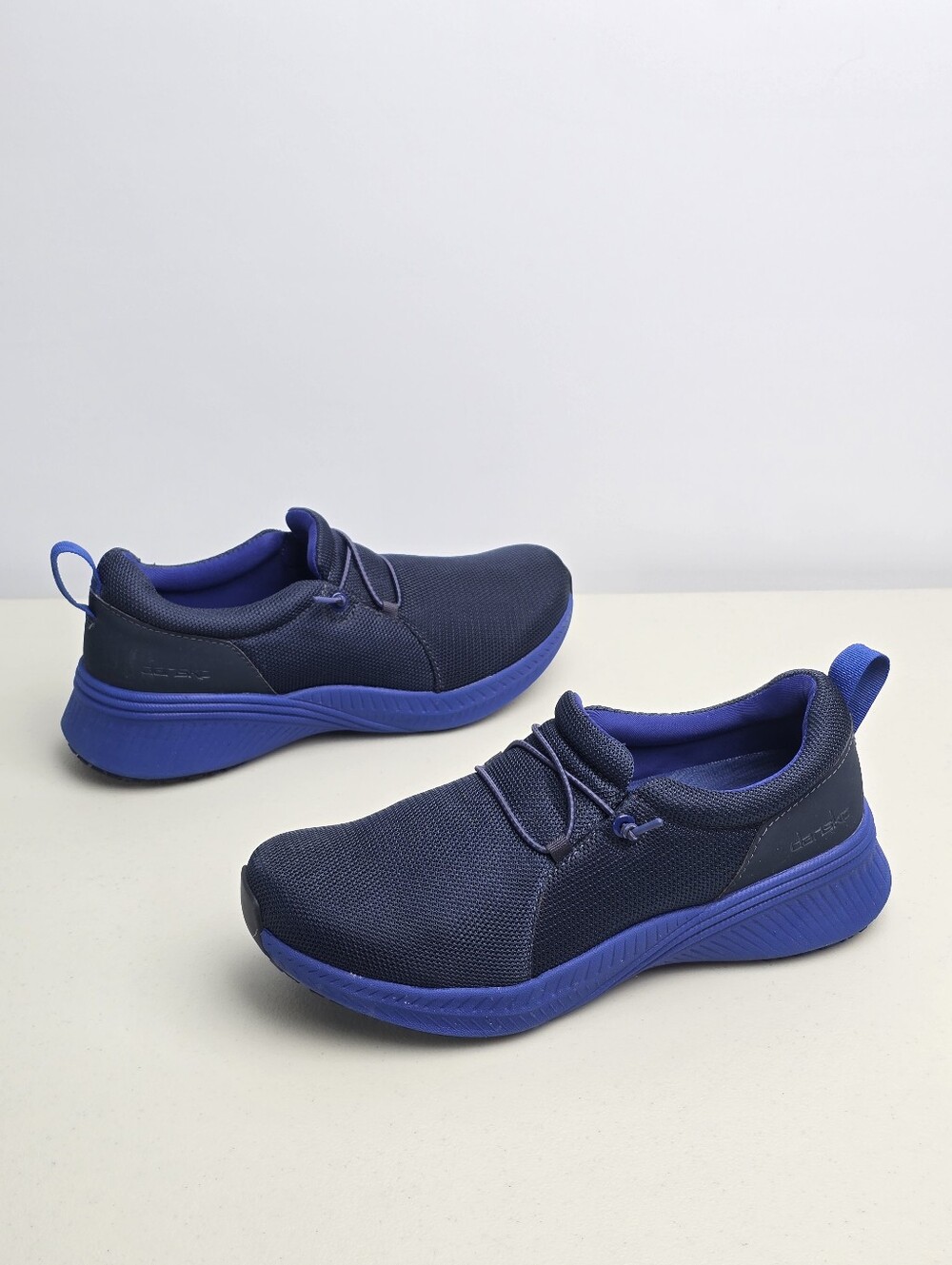 Dansko Marlee Navy Mesh Slip Resistant Work Sneakers Comfort Shoes EU 37 US 7